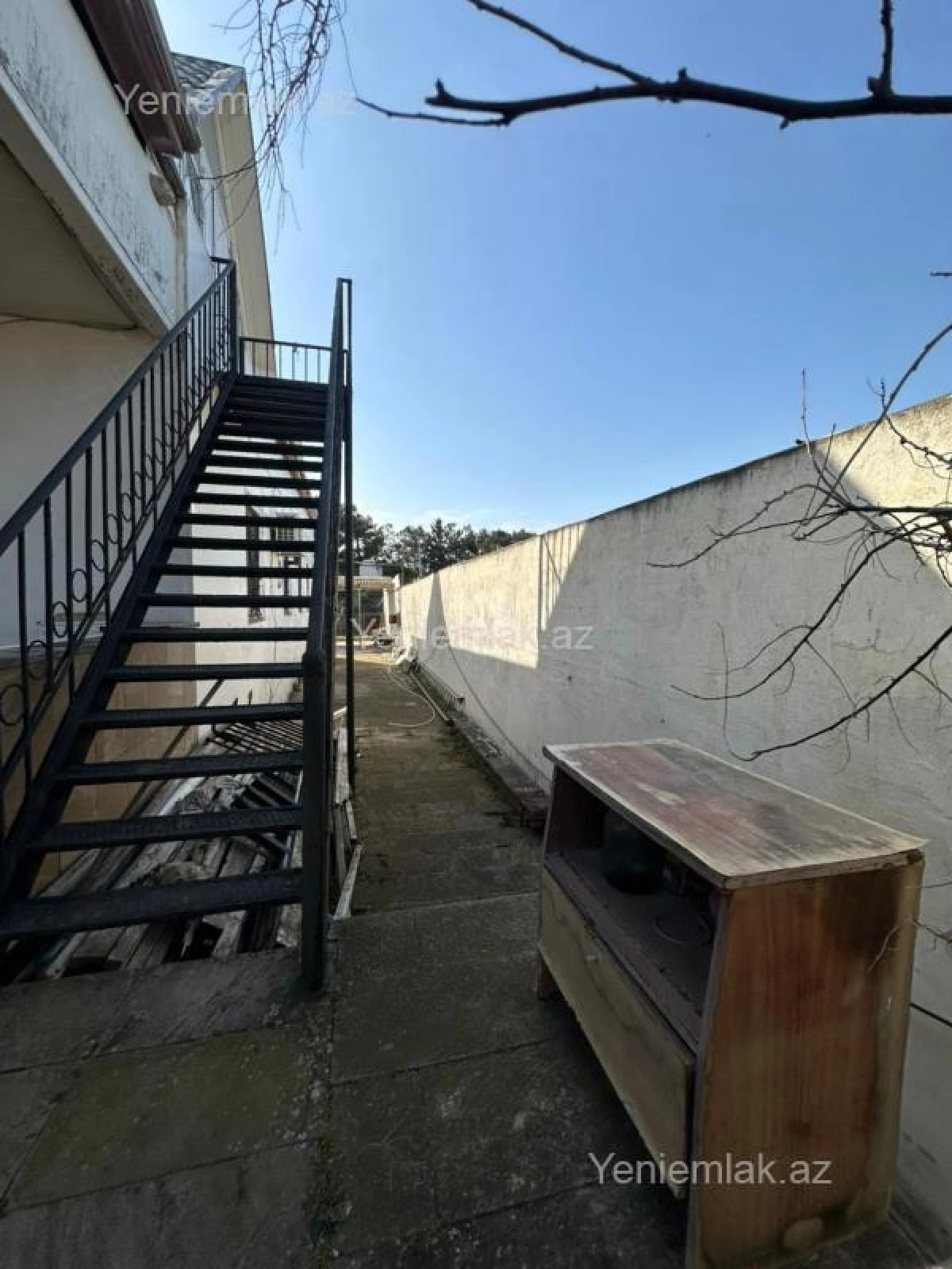 Satılır 4 otaqlı həyət evi 180 m²