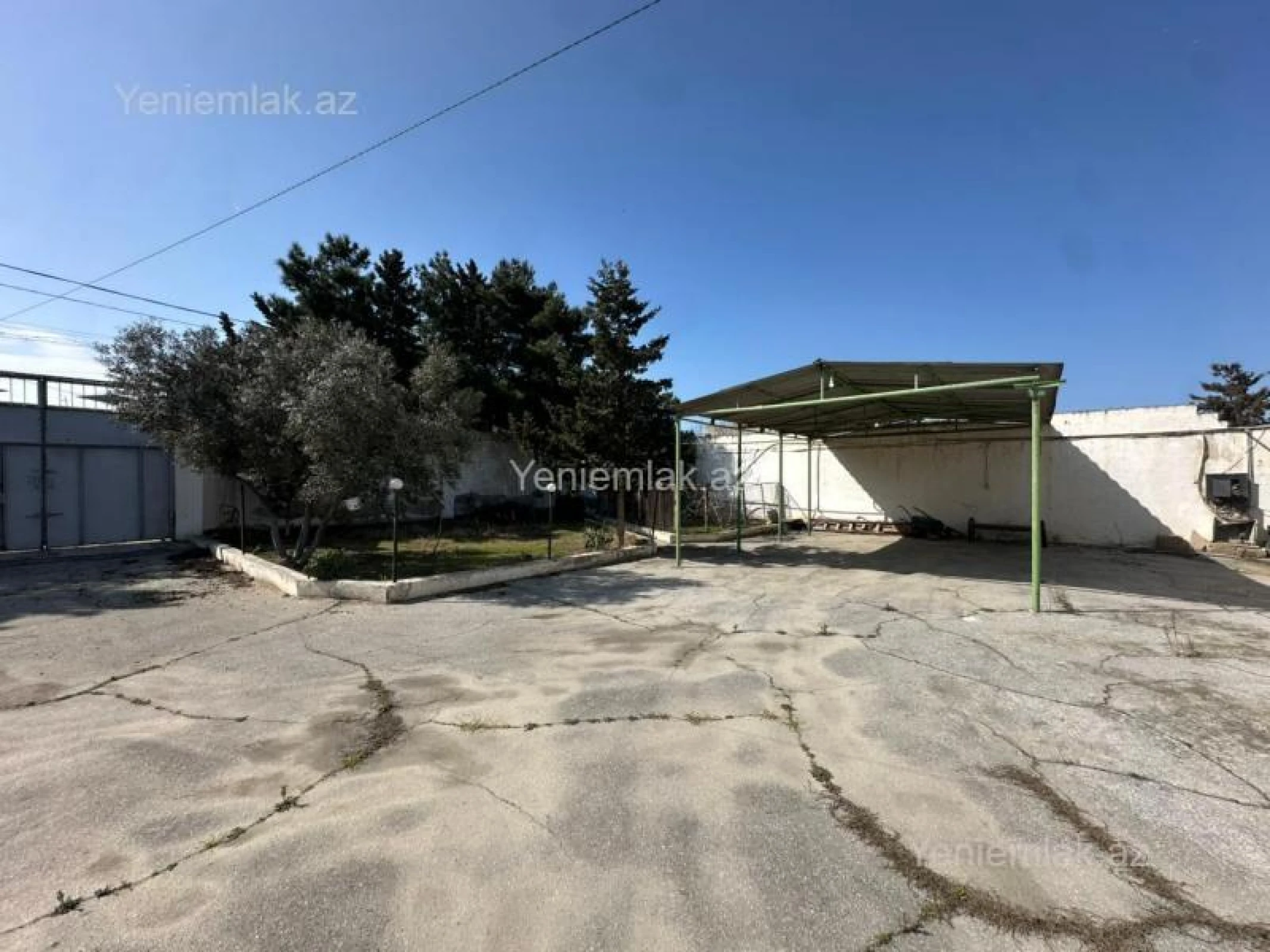 Satılır 4 otaqlı həyət evi 180 m²