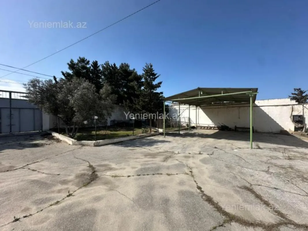 Satılır 4 otaqlı həyət evi 180 m²