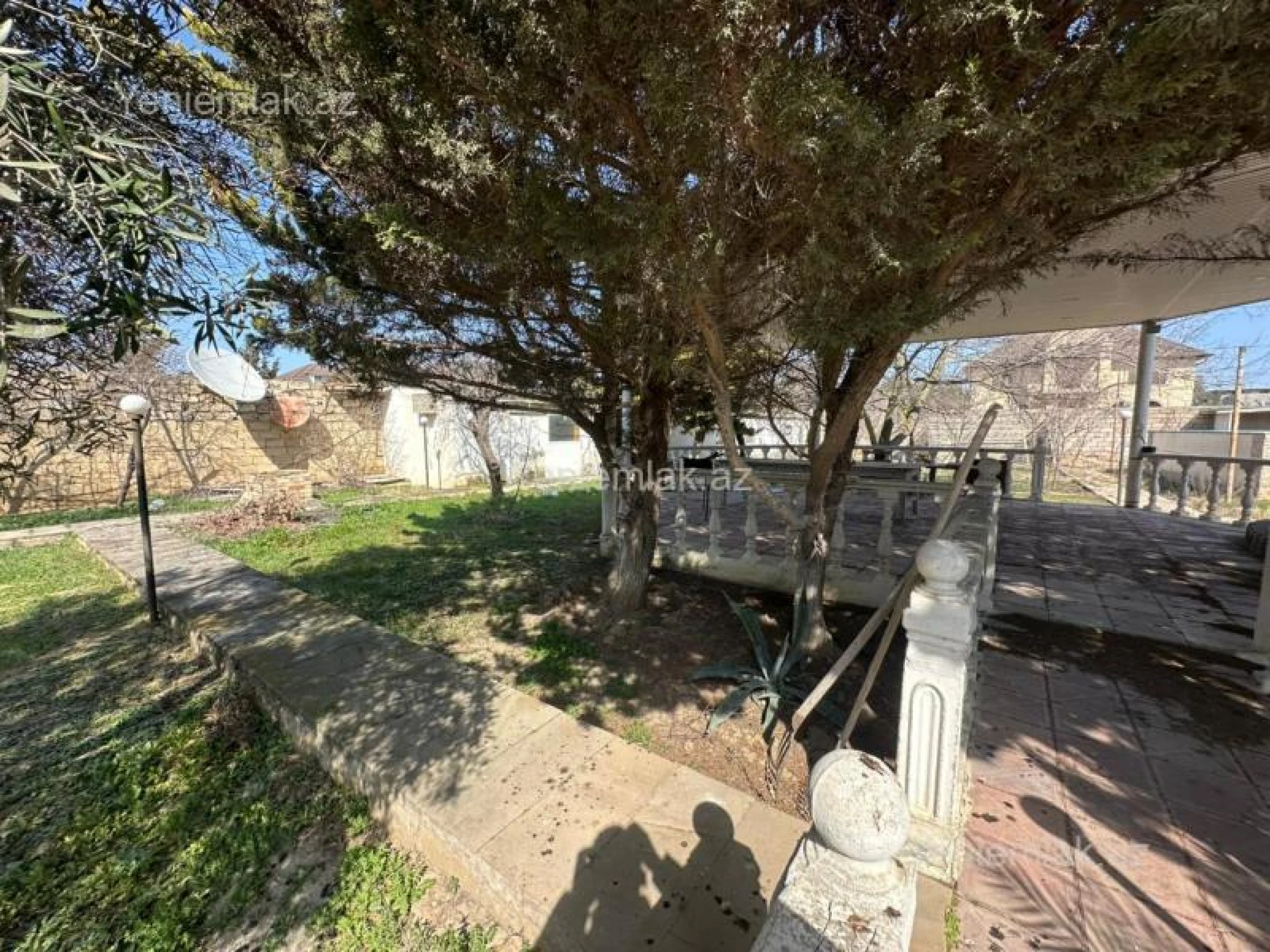 Satılır 4 otaqlı həyət evi 180 m²