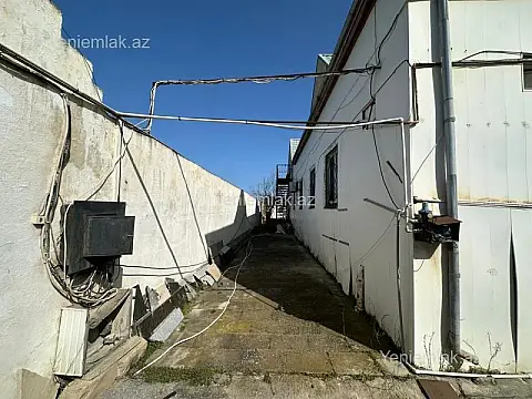 Satılır 4 otaqlı həyət evi 180 m²