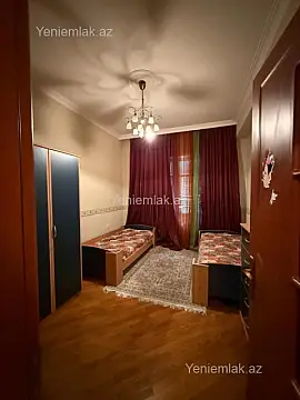 Satılır 4 otaqlı yeni tikili 200 m²