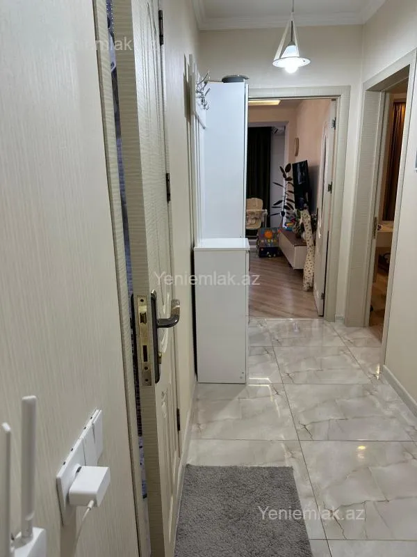 Satılır 3 otaqlı yeni tikili 67 m²