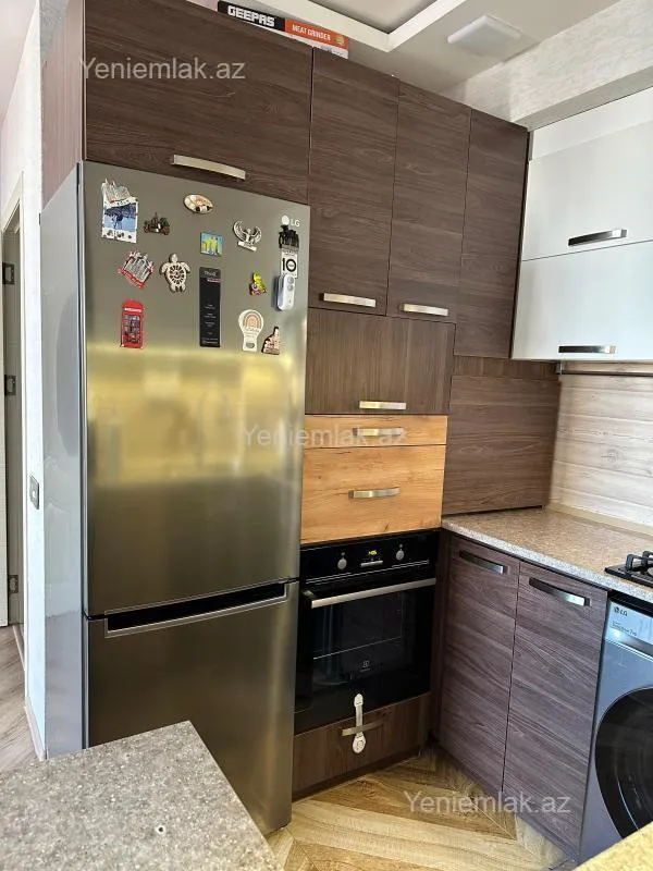 Satılır 3 otaqlı yeni tikili 67 m²