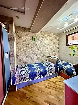 Satılır 3 otaqlı yeni tikili 82 m²