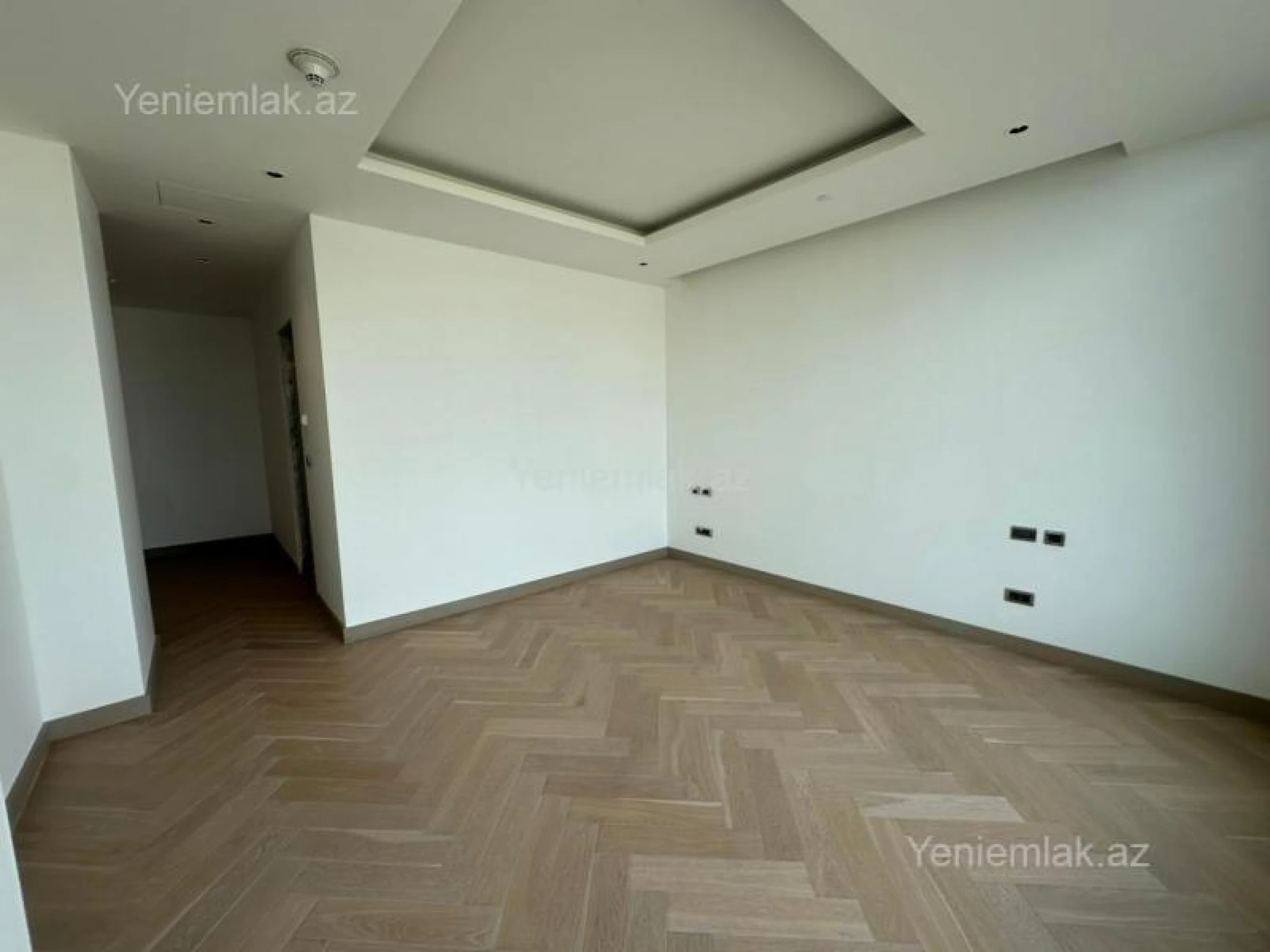 Satılır 2 otaqlı yeni tikili 93 m²