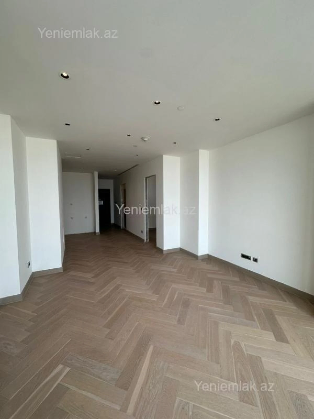 Satılır 2 otaqlı yeni tikili 93 m²