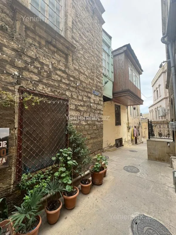 Satılır 1 otaqlı obyekt 234 m²