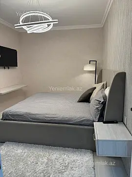 Satılır 3 otaqlı köhnə tikili 90 m²