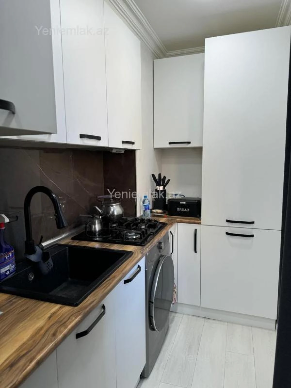 Satılır 3 otaqlı köhnə tikili 90 m²
