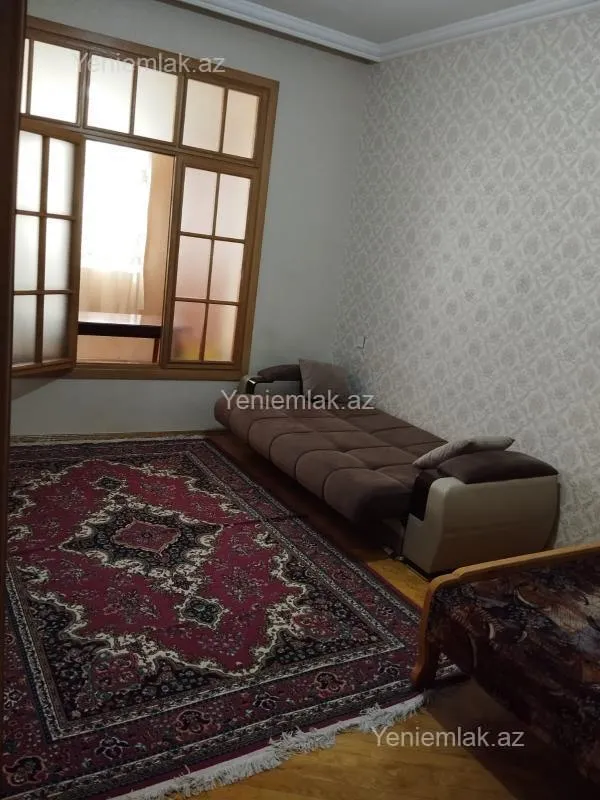 Satılır 1 otaqlı köhnə tikili 65 m²