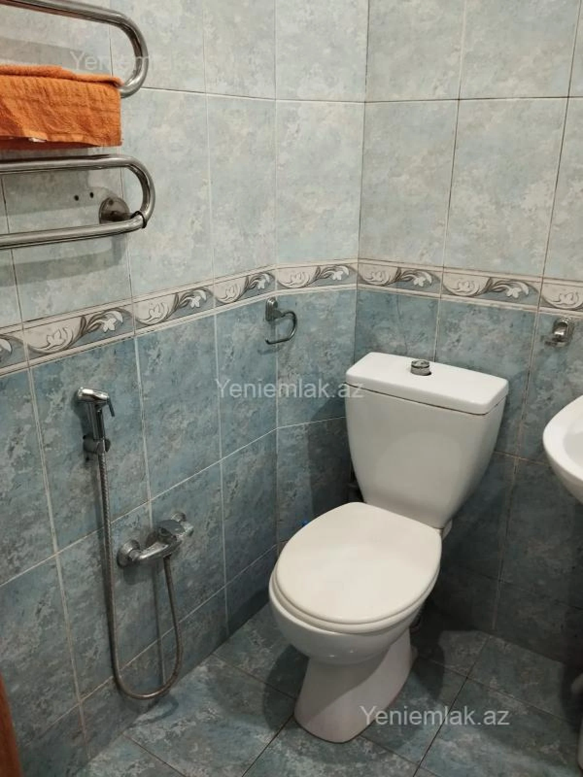 Satılır 1 otaqlı köhnə tikili 65 m²
