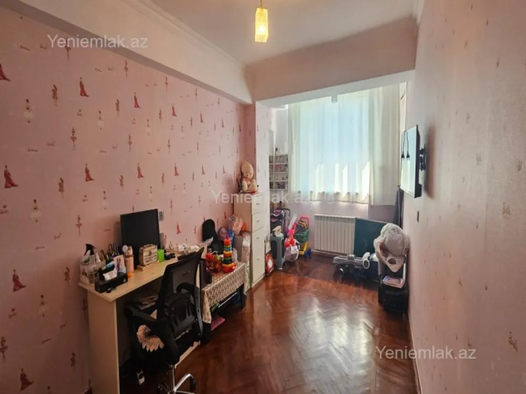 Satılır 3 otaqlı yeni tikili 96 m²