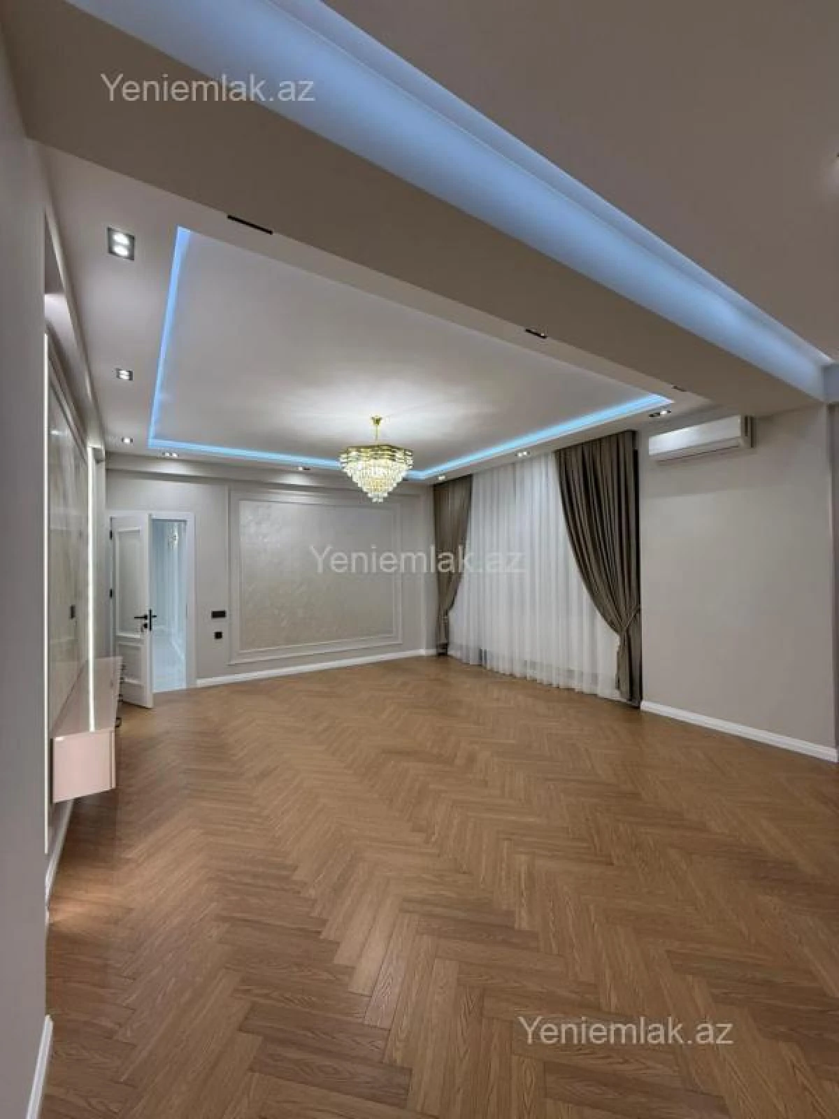 Satılır 3 otaqlı yeni tikili 132 m²