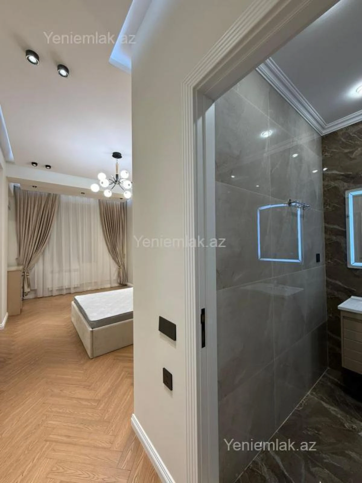 Satılır 3 otaqlı yeni tikili 132 m²