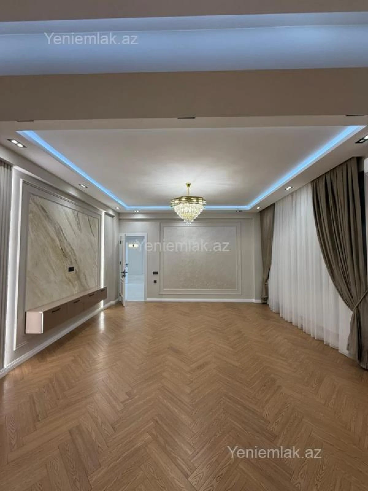 Satılır 3 otaqlı yeni tikili 132 m²