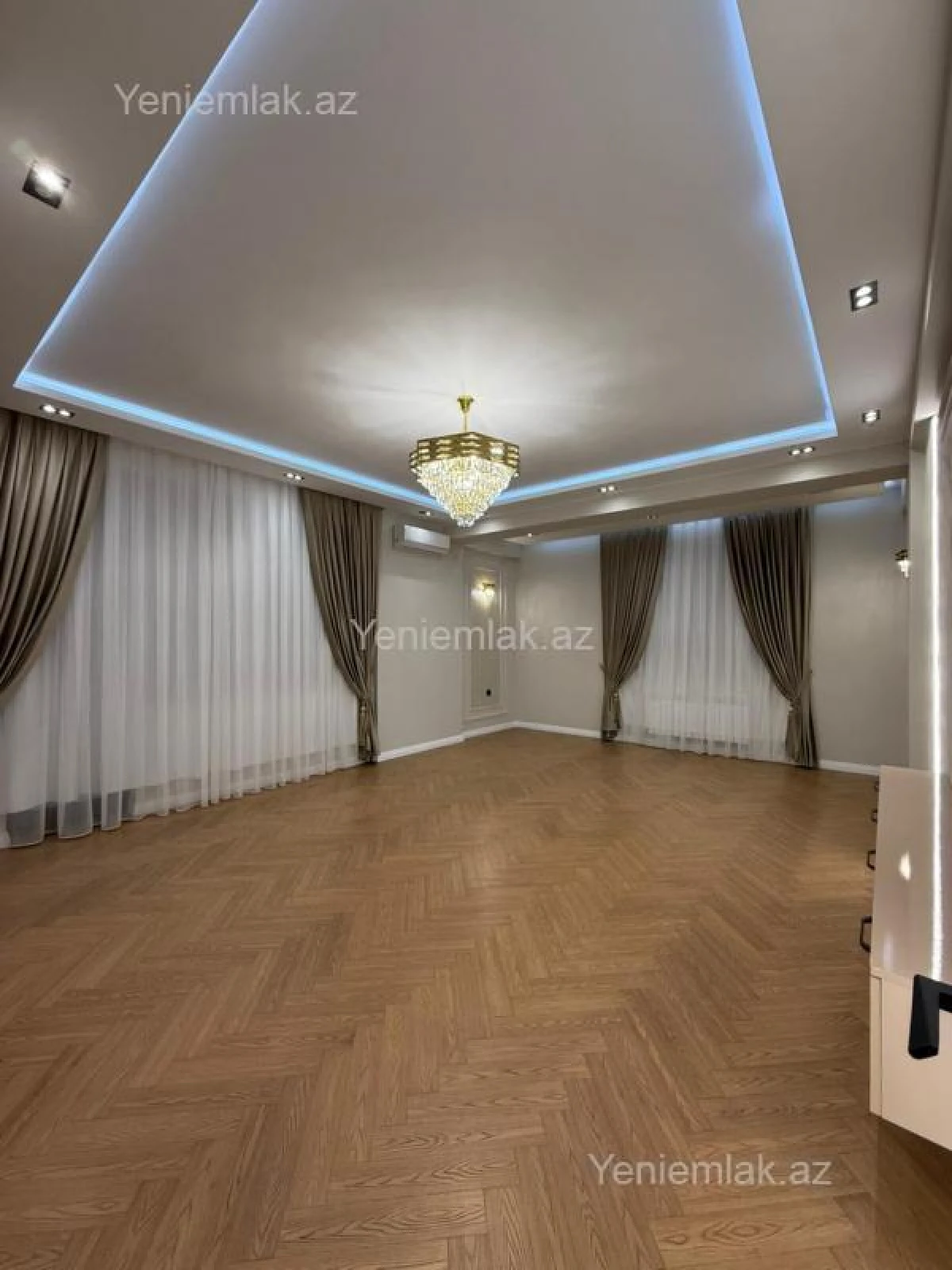 Satılır 3 otaqlı yeni tikili 132 m²