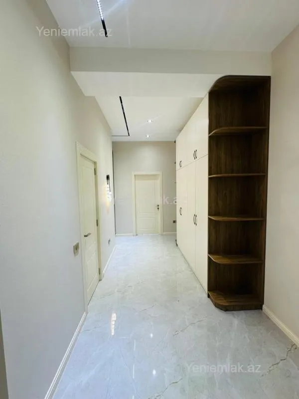 Satılır 2 otaqlı yeni tikili 73 m²