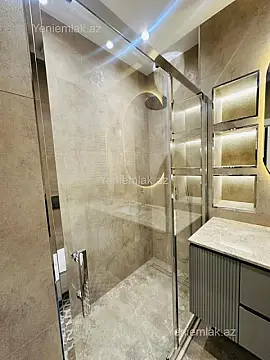 Satılır 2 otaqlı yeni tikili 73 m²