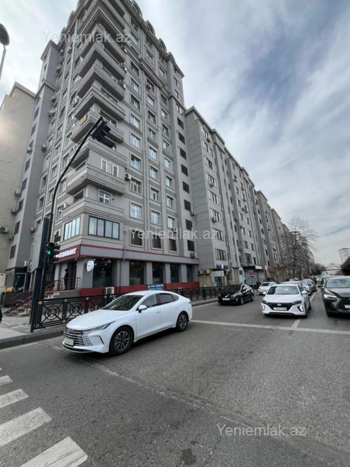 Satılır 1 otaqlı köhnə tikili 45 m²