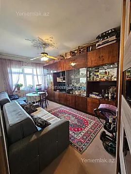 Satılır 2 otaqlı köhnə tikili 65 m²