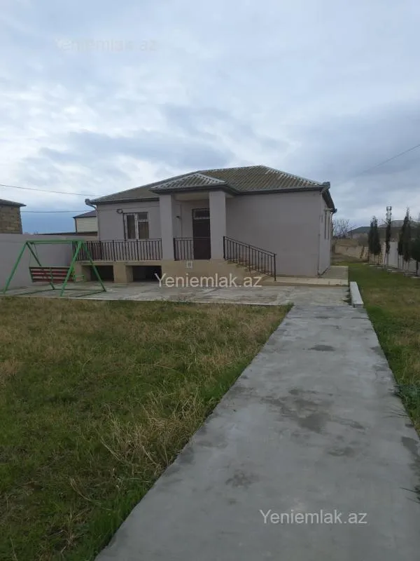Satılır 3 otaqlı həyət evi 87 m²