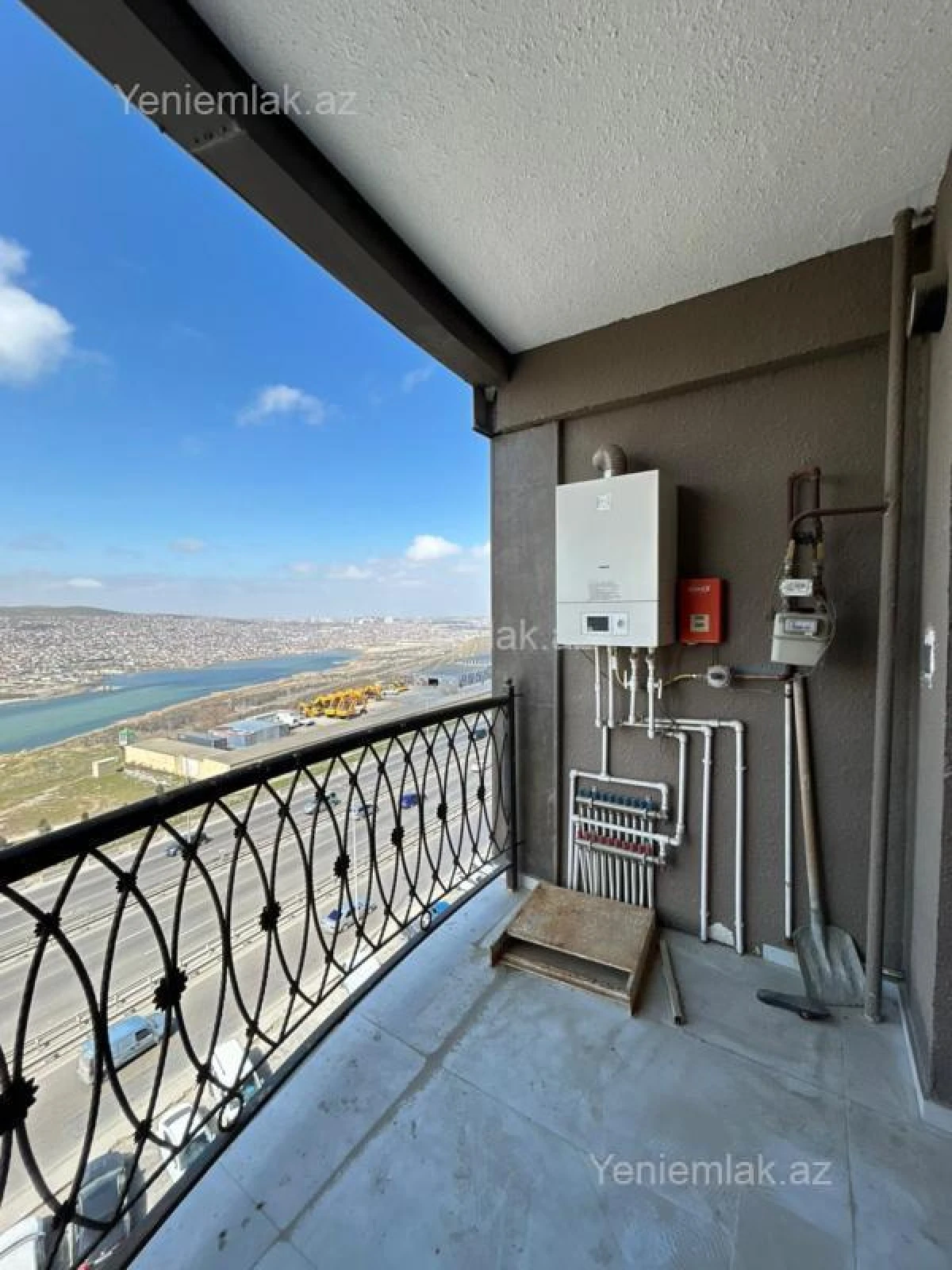 Satılır 3 otaqlı yeni tikili 98 m²