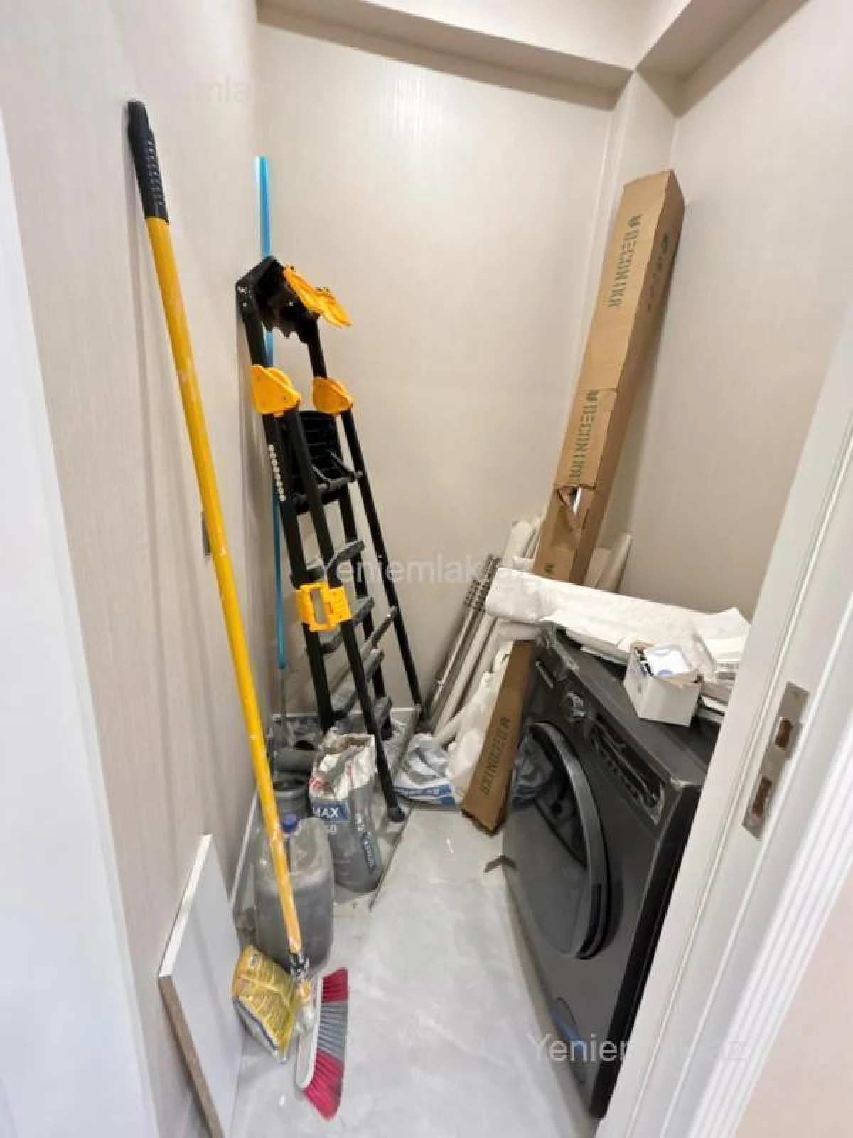 Satılır 3 otaqlı yeni tikili 98 m²