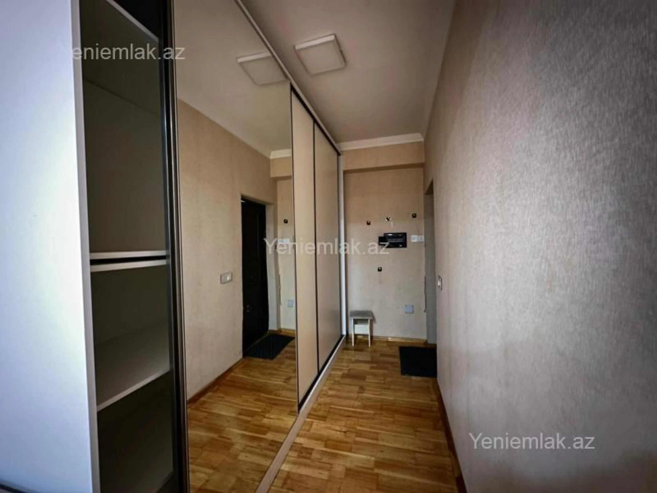 Satılır 3 otaqlı yeni tikili 119.8 m²