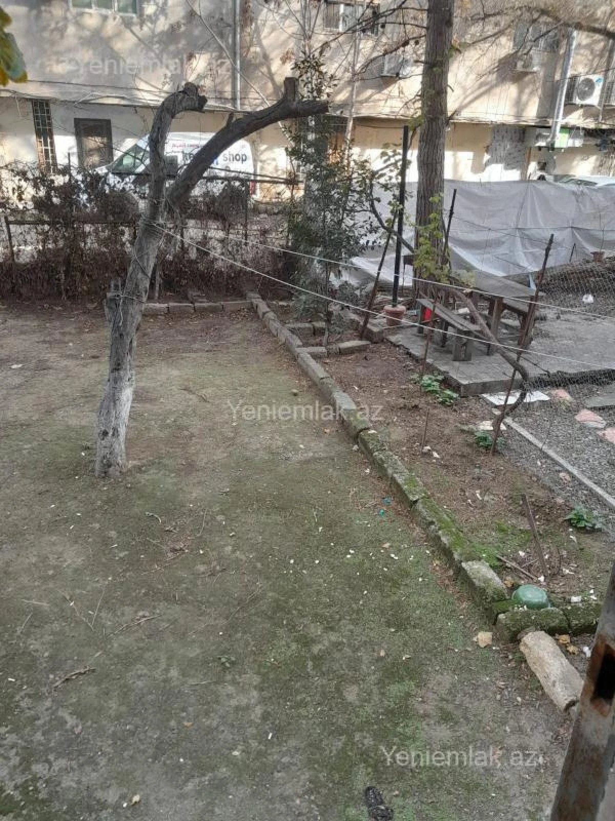 Satılır 3 otaqlı köhnə tikili 90 m²