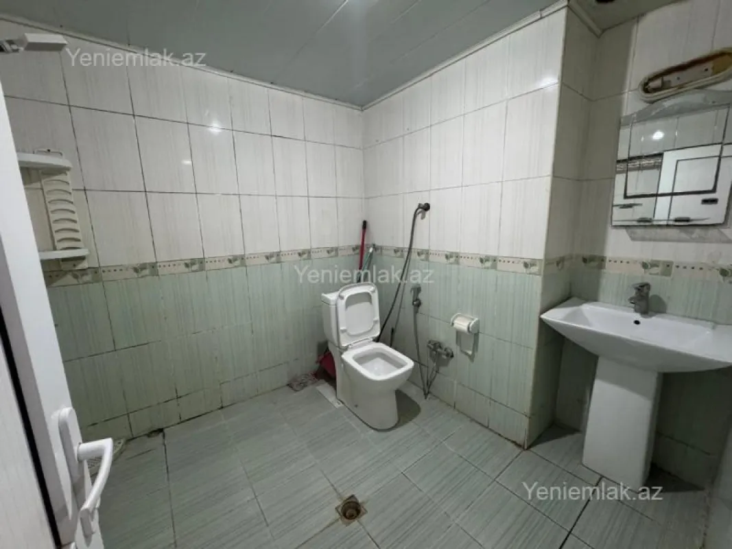 Satılır 2 otaqlı yeni tikili 60 m²