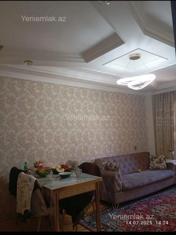 Satılır 2 otaqlı köhnə tikili 42 m²