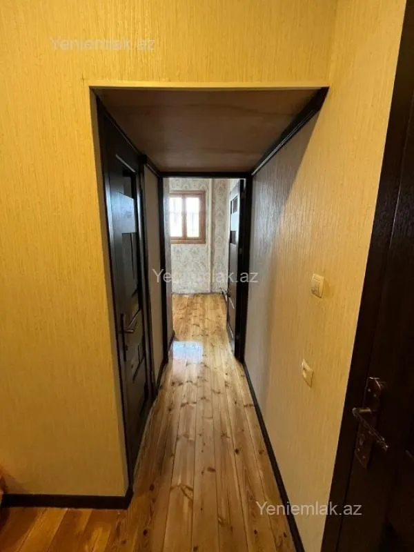 Satılır 2 otaqlı köhnə tikili 45 m²