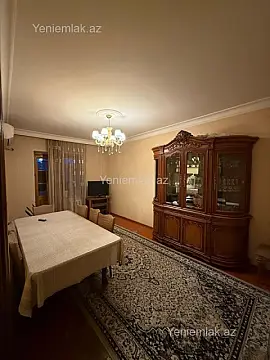 Satılır 4 otaqlı köhnə tikili 110 m²