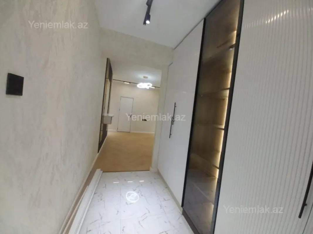 Satılır 2 otaqlı yeni tikili 90 m²