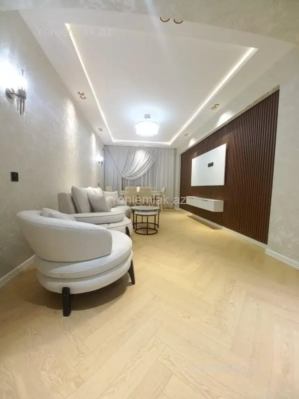 Satılır 2 otaqlı yeni tikili 90 m²