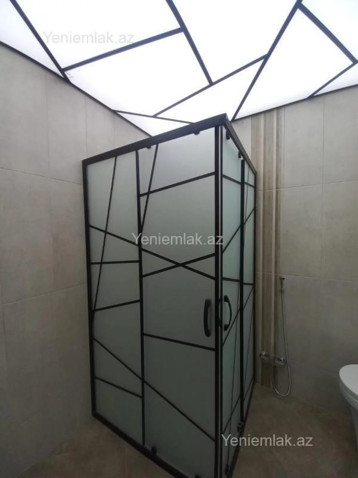 Satılır 2 otaqlı yeni tikili 90 m²