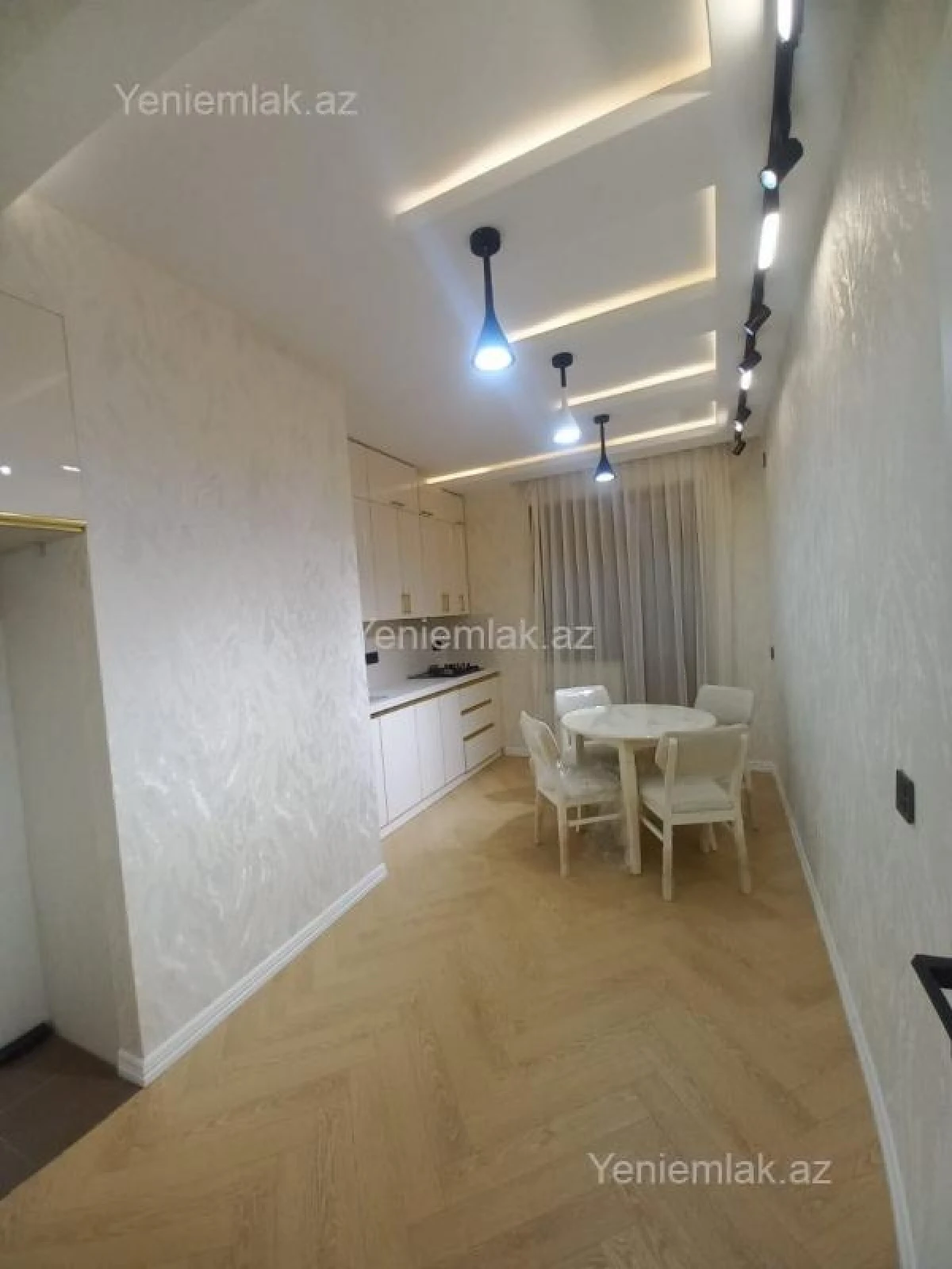 Satılır 2 otaqlı yeni tikili 90 m²