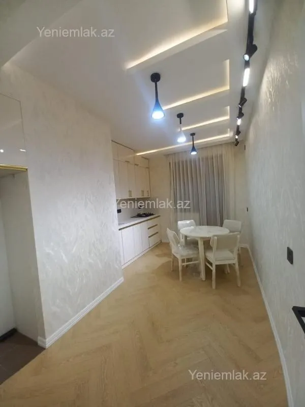 Satılır 2 otaqlı yeni tikili 90 m²