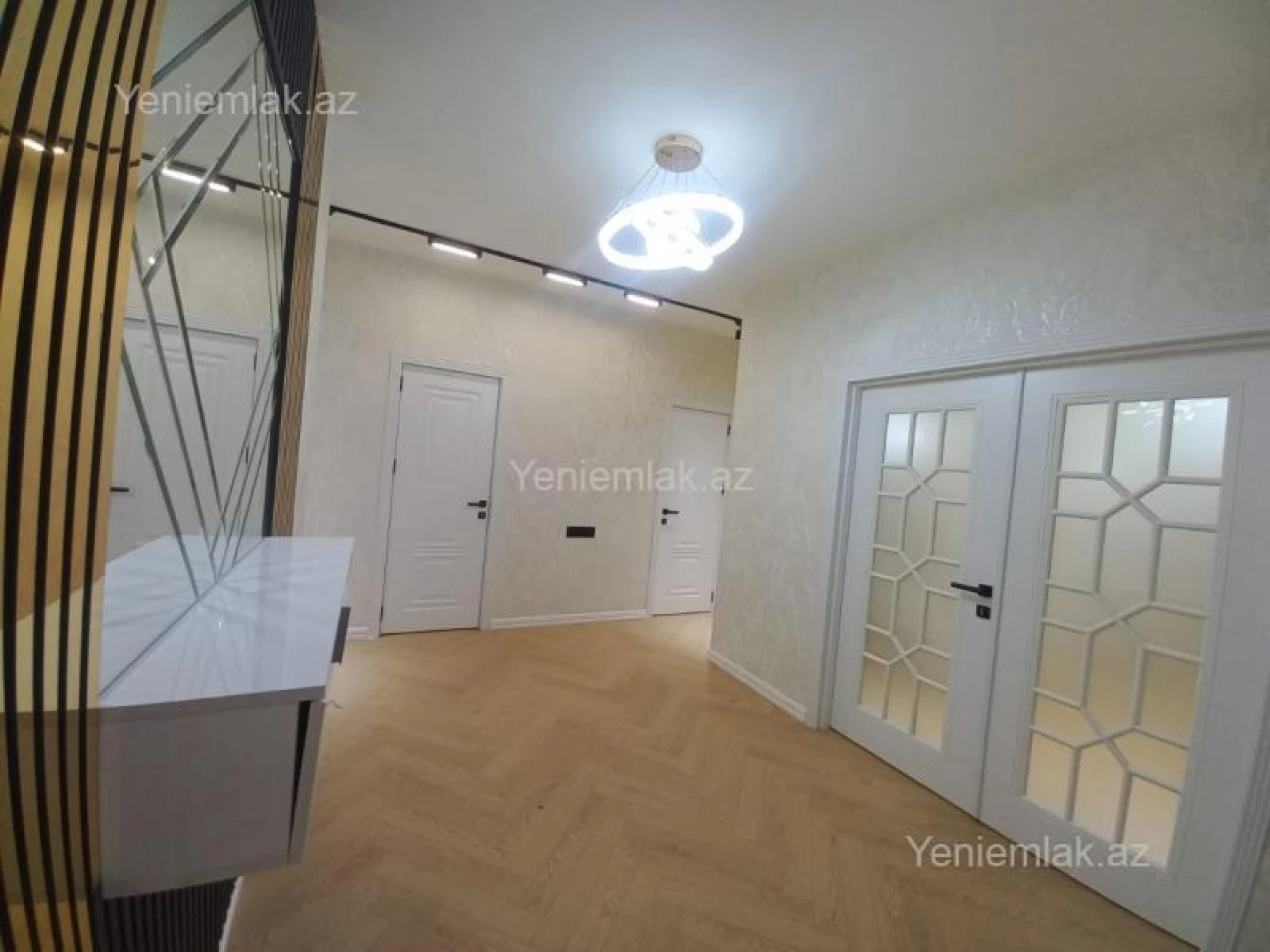 Satılır 2 otaqlı yeni tikili 90 m²