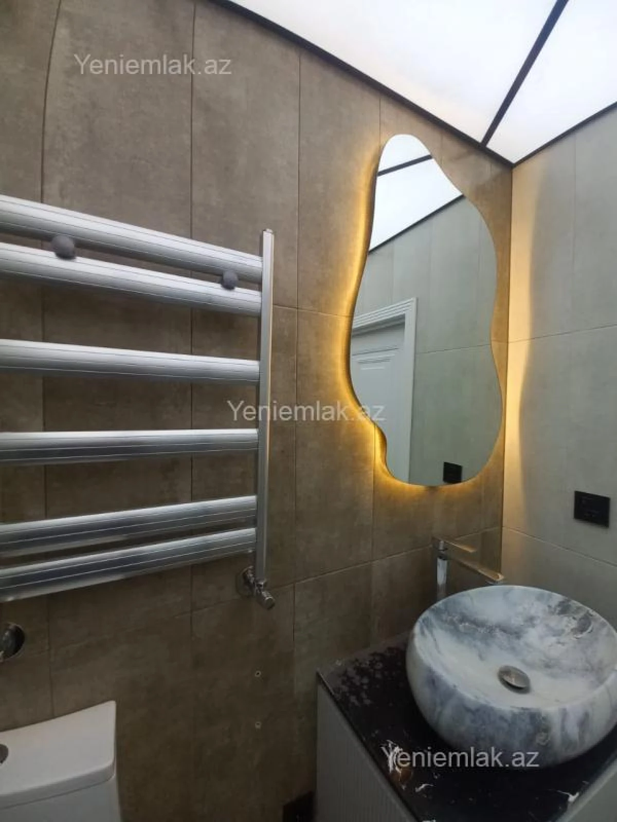 Satılır 2 otaqlı yeni tikili 90 m²