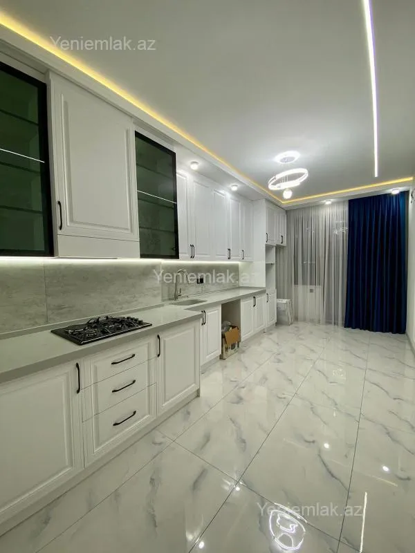 Satılır 4 otaqlı yeni tikili 142 m²