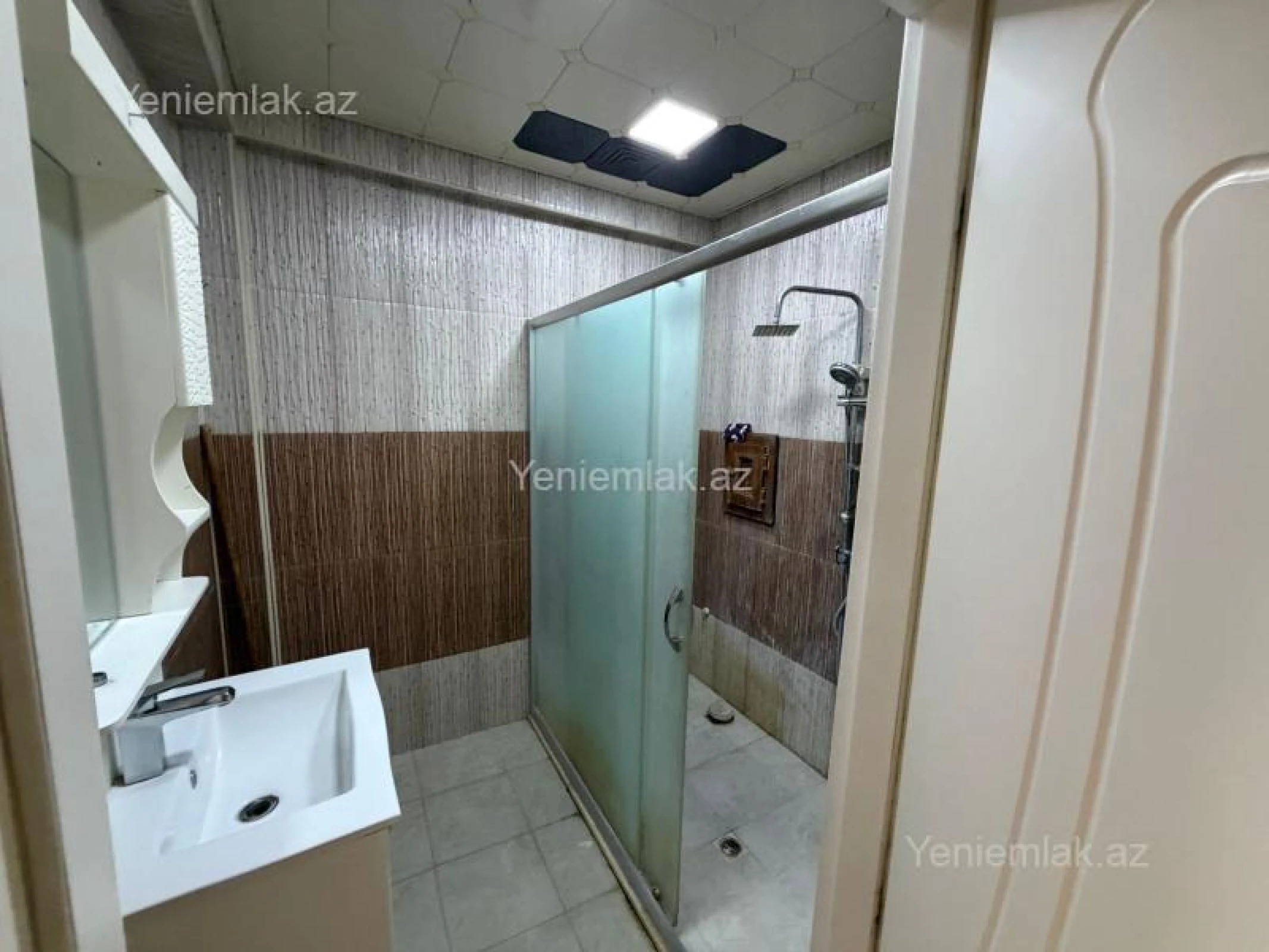 Satılır 3 otaqlı yeni tikili 119 m²