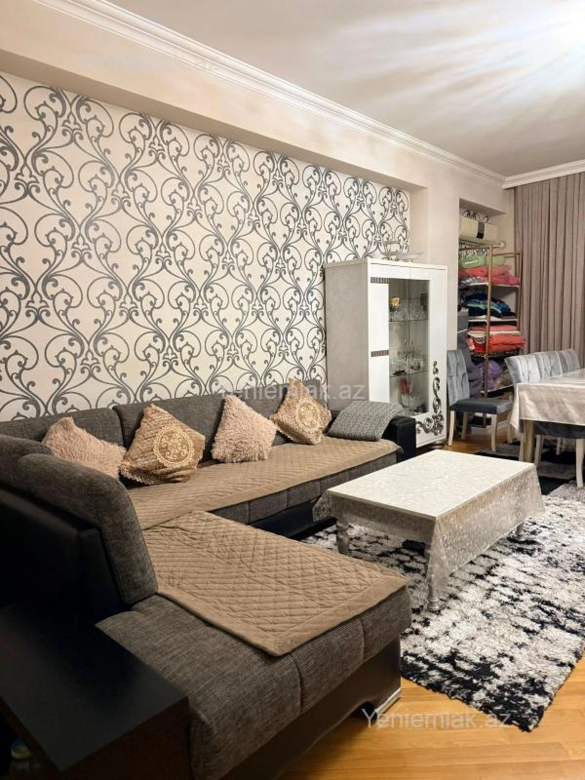 Satılır 3 otaqlı yeni tikili 120 m²