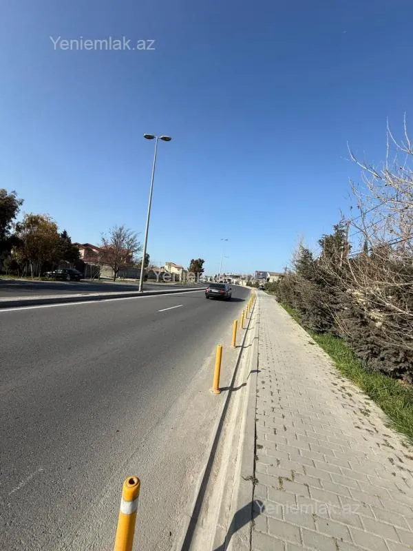 Satılır 8 otaqlı həyət evi 295 m²