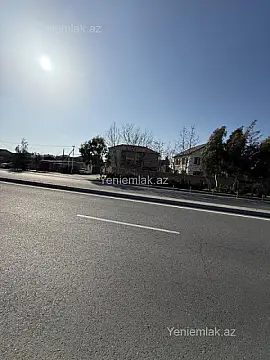 Satılır 8 otaqlı həyət evi 295 m²