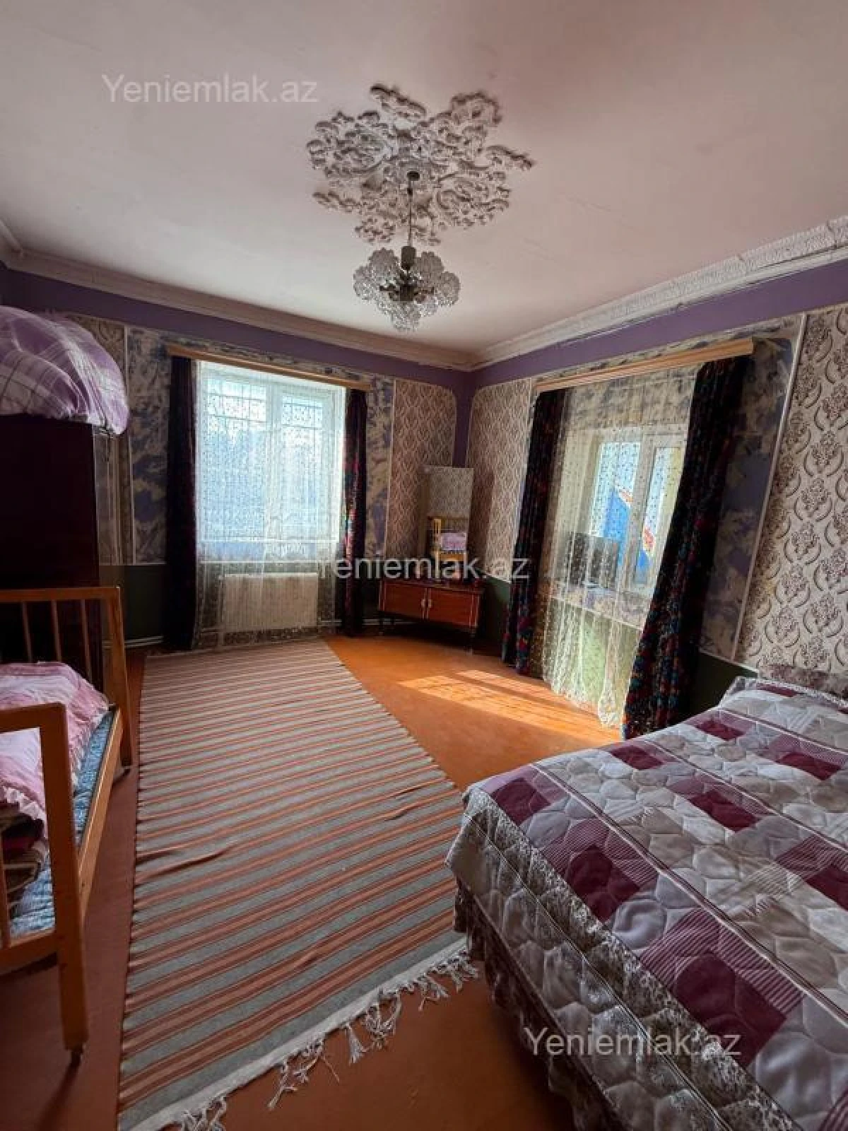 Satılır 8 otaqlı həyət evi 295 m²
