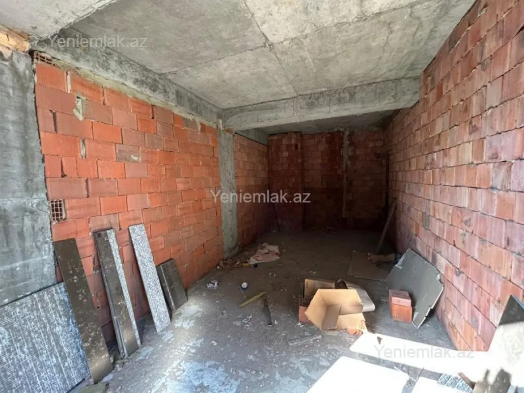 Satılır 2 otaqlı yeni tikili 60 m²