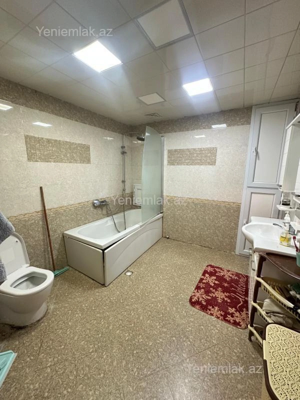 Satılır 3 otaqlı yeni tikili 105 m²