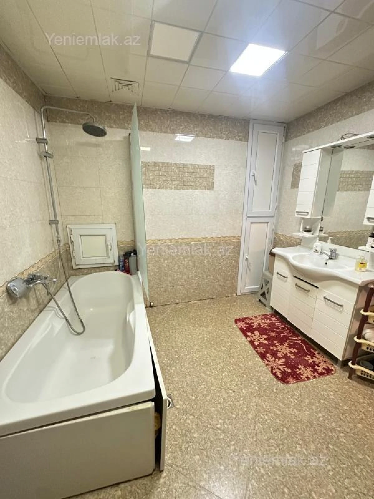 Satılır 3 otaqlı yeni tikili 105 m²